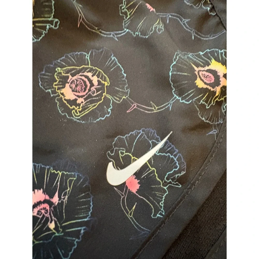 Nike Dri-FIT Floral Running Shorts Black Neon Poppy Print Womens 2X